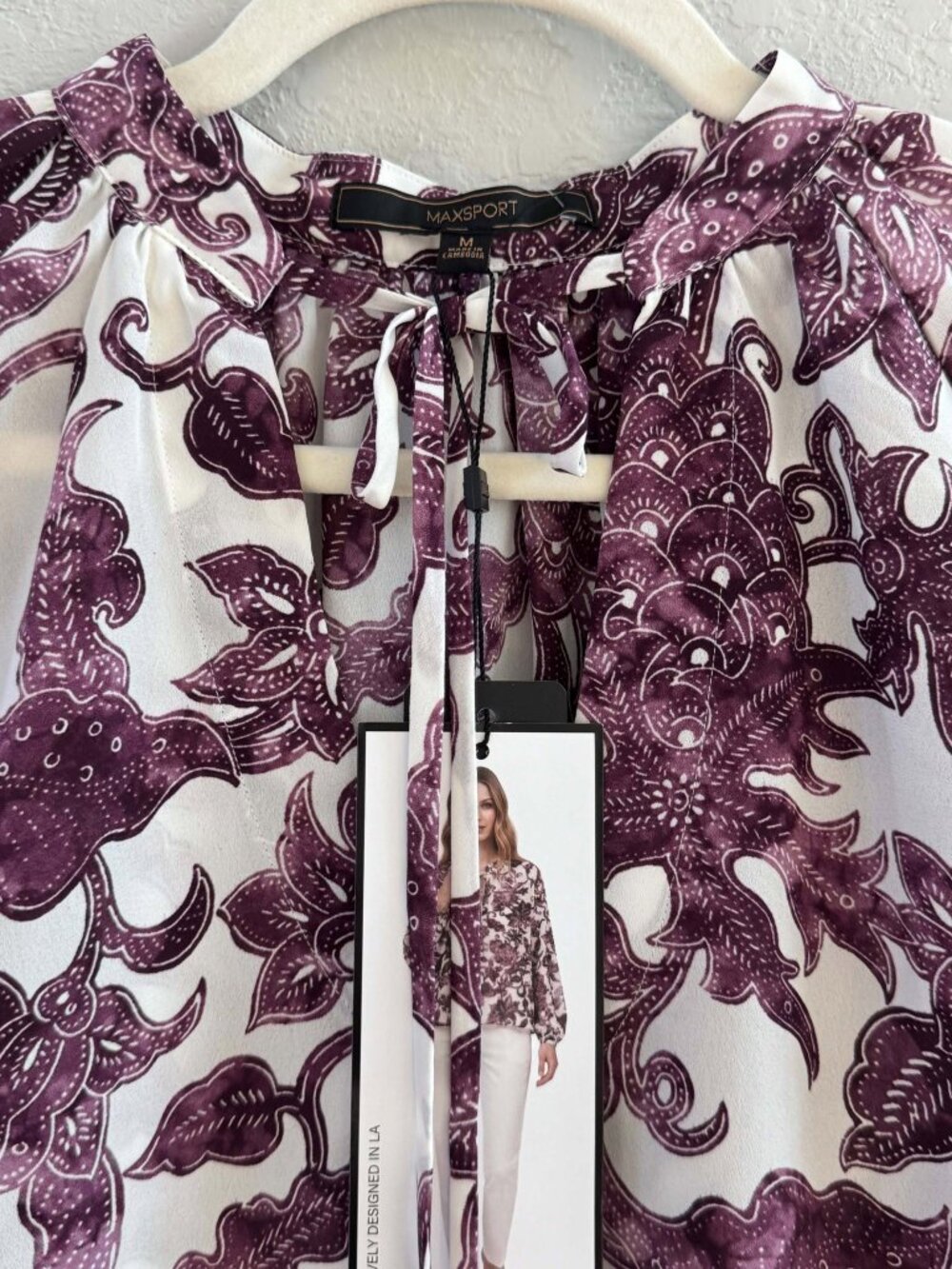 Max Sport Burgundy Floral Print Tie Neck Blouse Size M MSRP $168 - Picture 3 of 6